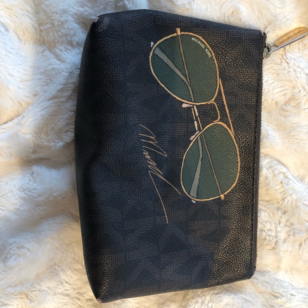 Michael Kors makeup case